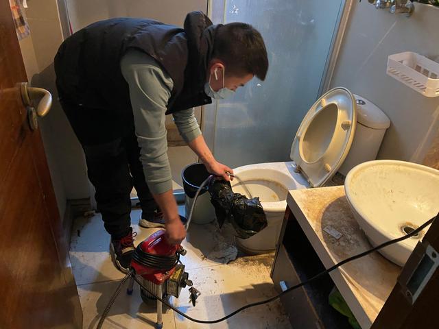 玛多马桶疏通-疏通下水道